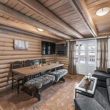 Feriehus In With Kitchen